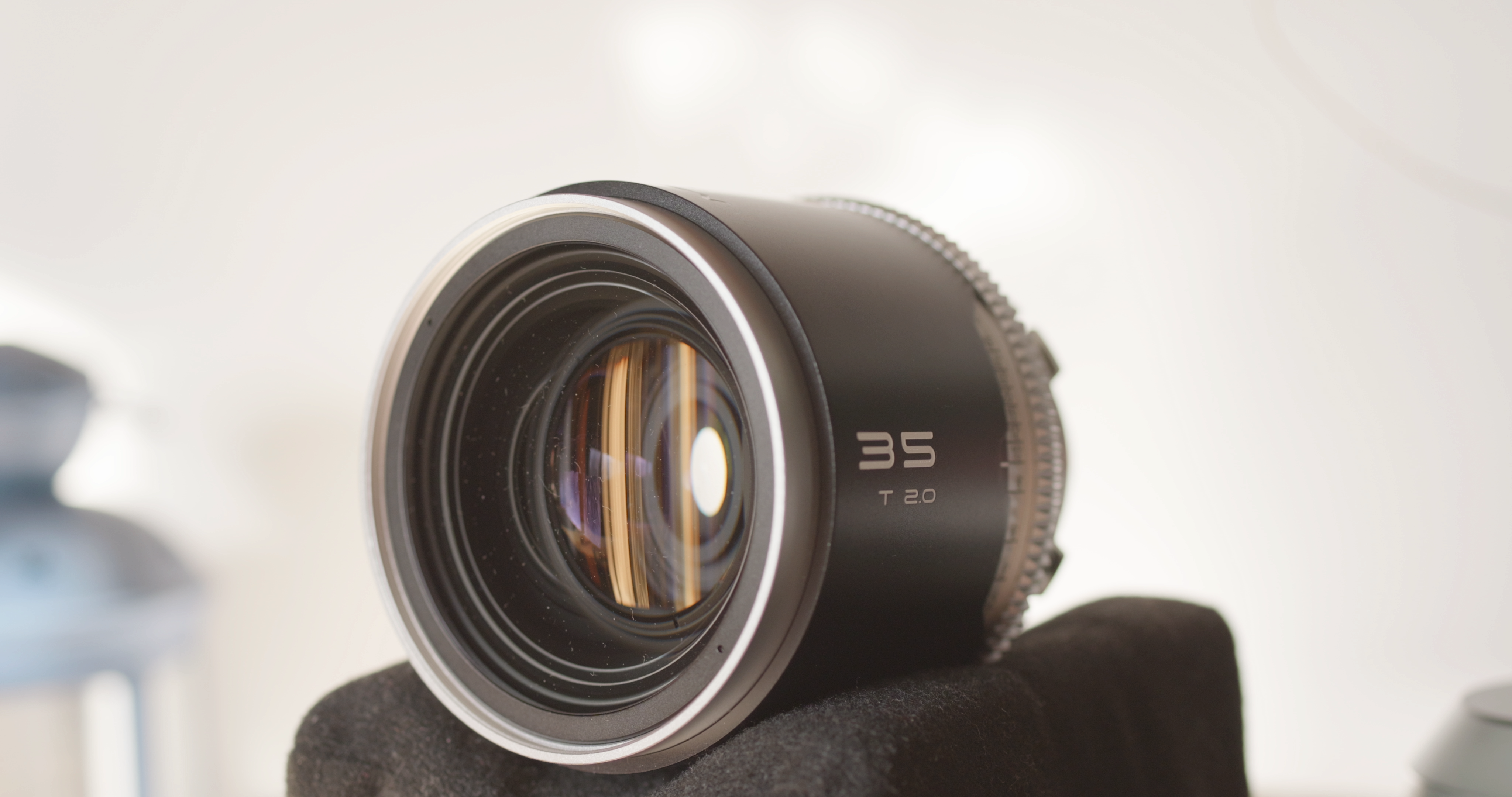 The Mantis, filmed with a better lens.